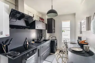 Image de Meli Melaine - Appartement 3 chambres avec balcon centre historique