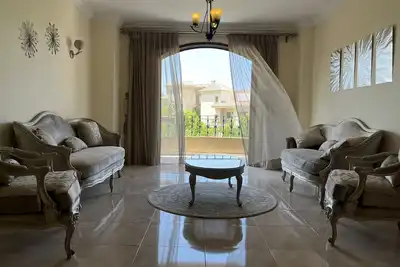 Image de Modern downtown Sheikh Zayed Condo w/ rooftop patio