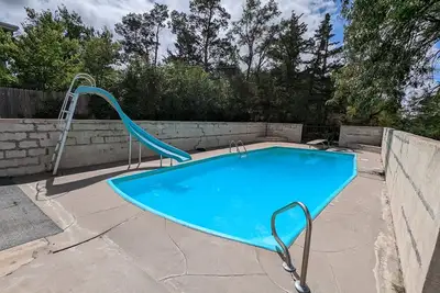 Image de New! Pool House at Lake Mac