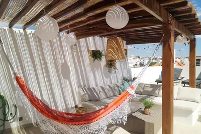 Image de Bougainvillea House