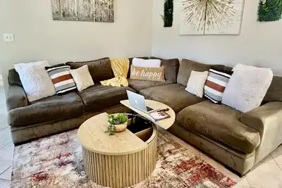 Image de 3 Bdr/2 Bth home between Katy and Houston close to Hwy 10 and Green house