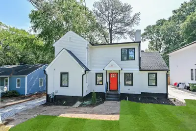 Image de 10 Minutes from downtown Atl