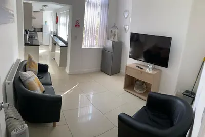 Image de Modern 4 bed, 3 bath house located in Coventry City Centre