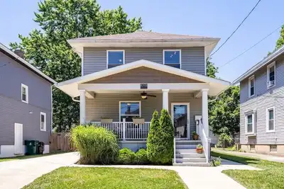 Incredible 3 bed Oakley Square Charmer! Enjoy everything Oakley! Best location!