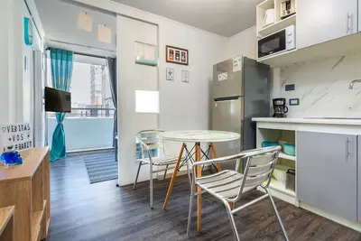 Image de Cozy & Well Designed. Centric Apartment, Full Equiped Whit A/C!