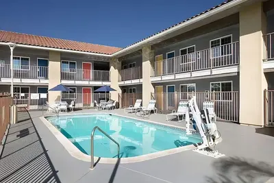 Image de Budget-Friendly Stay in Signature Temecula! Free Parking, Onsite Swimming Pool