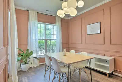 Image de Modern Durham Retreat w/ Private Yard & Patio