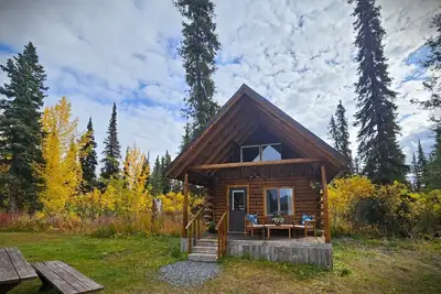 Image de National Park Stay: Premium comfort in Alaska's wilds. Hiking, lakes, tranquility. Pets Ok!
