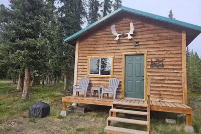Image de National Park Stay: Immerse yourself in Alaska's biggest park with modern comforts and no crowds. Family-friendly, pets Ok!