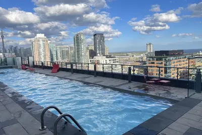 Image de Exquisite Condo with Stunning Views in Downtown