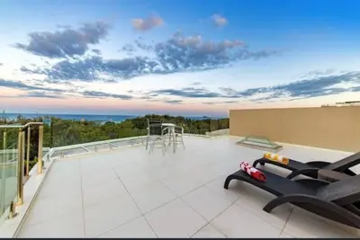 Absolute Beachfront Luxury home with amazing views