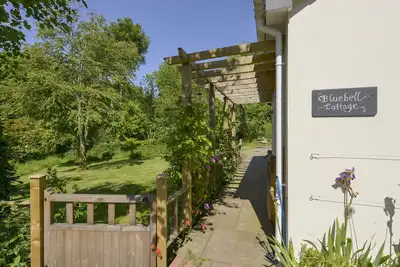 Image de Bluebell Cottage, pet friendly, with a garden in Mary Tavy