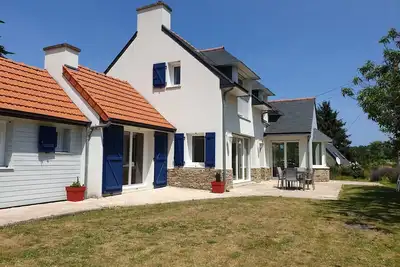 Image de Villa 3* avec Wifi, jardin, à 700m de la plage - 6 pers. , Trégastel