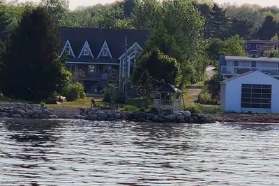 Image de Oceanfront cozy comfortable cottage!