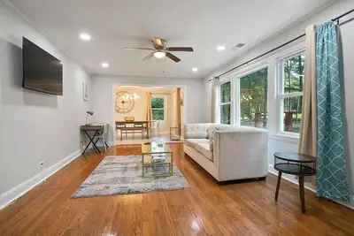 Image de Spacious 5br Family Getaway w/ Yard + Game Room – Sleeps 12