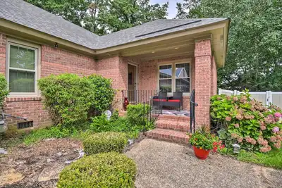 Image de Bright Chesapeake Home Near Shopping & Dining