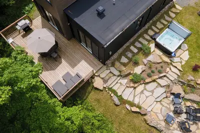 Image de Chalet Listra peace & spa - 16min to Tremblant