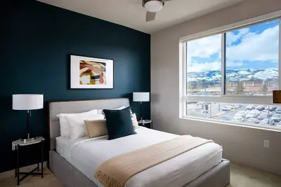 Image de Kasa | Welcoming 2bd + Pet Friendly | Reno