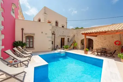 Archontiko Galliaki Private Pool, A/C, WiFi