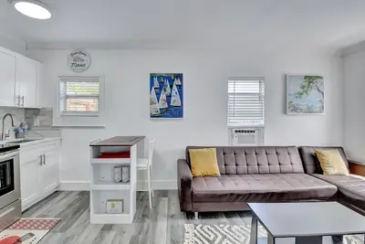 Image de Amazing Private Cosy House, Fenced Yard, New, Pets