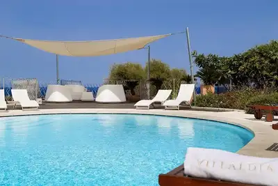 Image de Exclusive villa with panoramic swimming pool within walking distance to beach