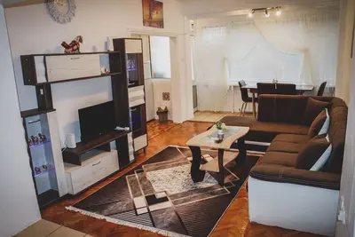 Image de 3 Rooms, Loft Apartment, Right in Center! !