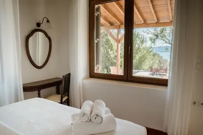Image de Traditional Architecture Stone House in Seafront Olive Grove