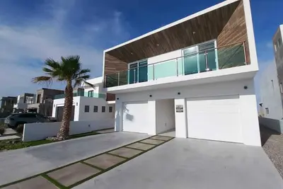 Image de Luxurious private Space close to beach and lagoon