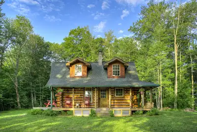 Image de Rustic Log Cabin close to Cherry Springs - Stargazing, Hiking, Fishing, & more!