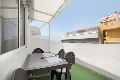 Image de Appartement de vacances \"La Sirena\" près de la plage avec terrasse découverte et Wi-Fi