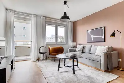 Image de Hip Brigittenau 2br w/ Roof & Pvt Loggia, nr Handeskai, by Blueground