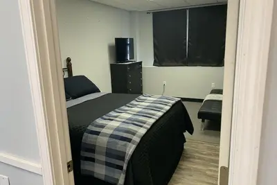 Image de Entire apartment with washer and dryer.