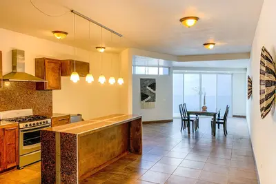 Image de Lovely 3 Bedroom House w/Car Garage on the Beach