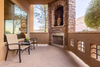 Image de Ground Floor Suite | Private Balcony, Poolside Access