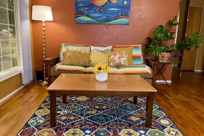 Image de Colorful 50's Ranch in the Heart of Eugene