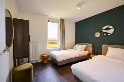 Image de Spacieux penthouse près du centre de bien-être