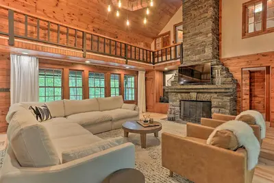 Image de Hilltop Lackawaxen Gem w/ River View & Fire Pit
