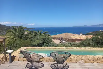 Image de Villa - vue panoramique sur les Sanguinaires - piscine