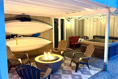 Image de Dog-Friendly Cottage with hot tub, kayaks, e-bike