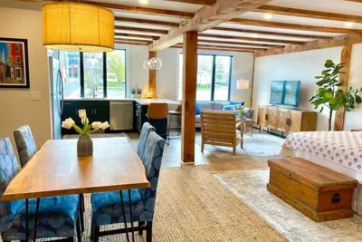 Image de Serene Waterfront Studio in Downtown Portsmouth