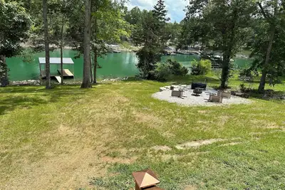 Image de Beautiful Newly Renovated Lake House on Norris Lake minutes away from amenities!