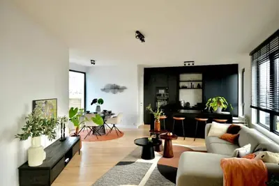 Image de The Penthouse, Oasis of Light and Inspiration