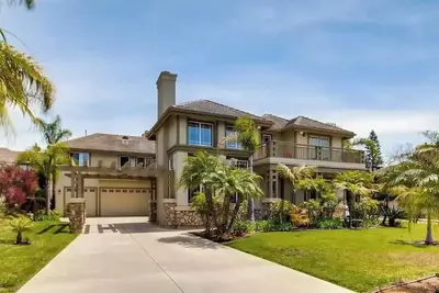Image de Carlsbad Village Luxury Home - Minutes to Beach
