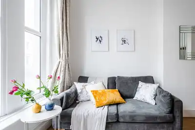 Image de Charming 1 bed Apartment near in Chelsea by City Apartments Uk