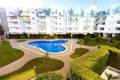 Image de Charmant appartement à louer à Roses, Costa Brava! Idéal pour 4 personnes, à 1600m de la plage. Reserve maintenant!