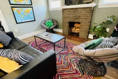 Image de Cozy Casa - Downtown by Beautiful Park & Riverwalk