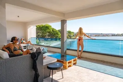 Image de Ferienwohnung/app. für 7 Gäste mit 145m² in Sukosan