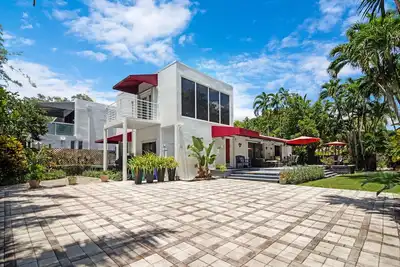 Miami\/Coconut Grove 33133 Family Home<br>Sailing Clubs favorite