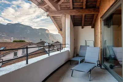 Image de Appartement \"Eichhof Wacholder\" avec terrasse couverte privée, jardin partagé et Wi-Fi.