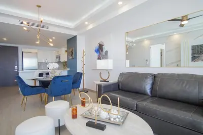 Image de Stay in Luxury/Splash in New Lazy River this Winter Encanatame Towers 903